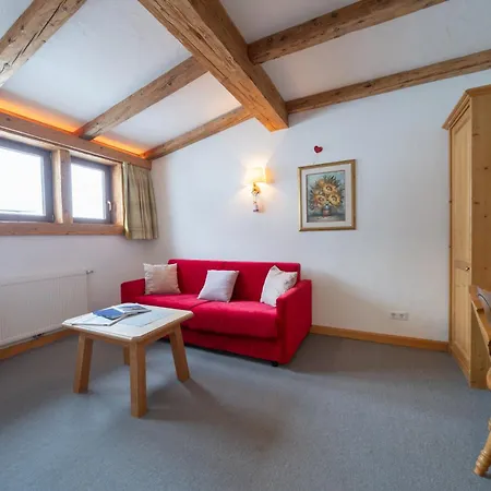 Auwirt In Aurach Han/Misafirhane *