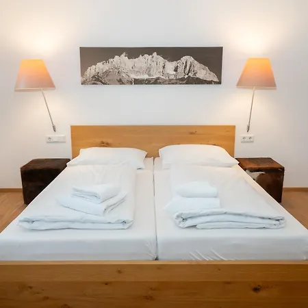 Auwirt In Aurach * Aurach bei Kitzbuehel