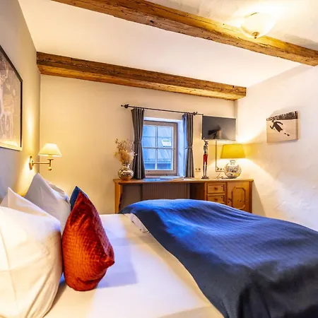 Auwirt In Aurach Inn *