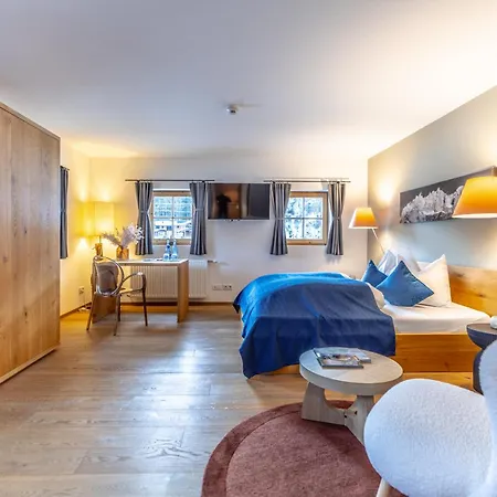 Auwirt In Aurach * Aurach bei Kitzbuehel