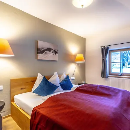 Han/Misafirhane Auwirt In Aurach *